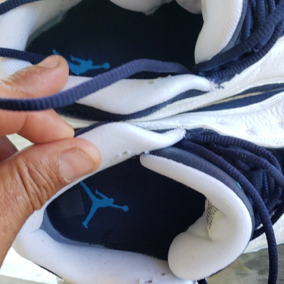 Jordan White and Blue Sneakers Classic Design - Picture 3 of 3